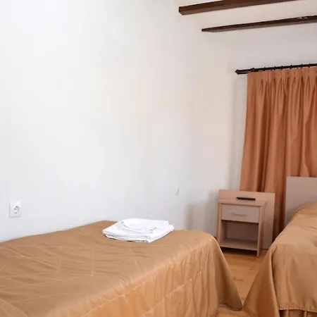 Семеен хотел Къщата Хотел