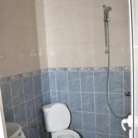 Семеен хотел Къщата Хотел Девин