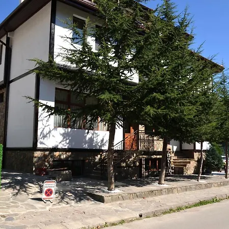 Хотел Семеен хотел Къщата 2*