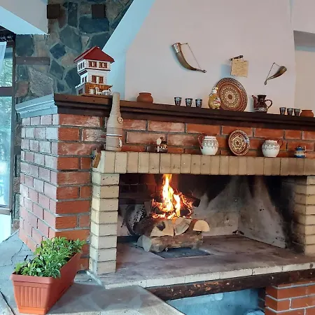 Семеен хотел Къщата Хотел