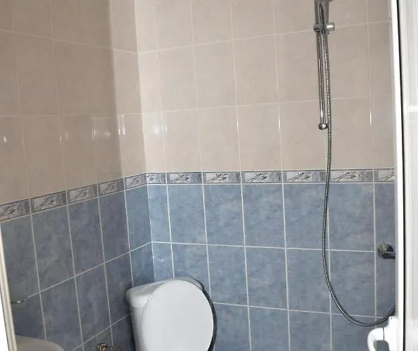 Семеен Хотел Къщата Hotel Devin